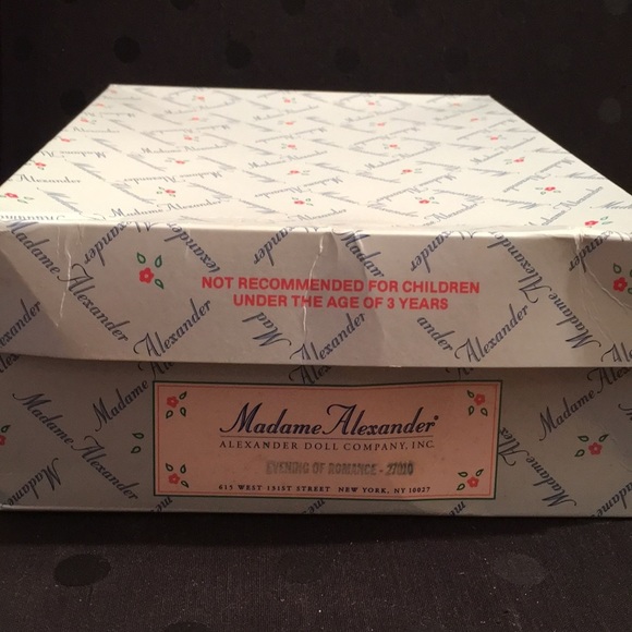 Vintage Madame Alexander Evening of Romance Doll LE - Picture 8 of 8